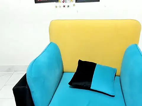 Snapshot of evaaelfiee chatting on February 9, 2026, 3:37 am evaaelfiee online show from February 9, 2026, 3:37 am