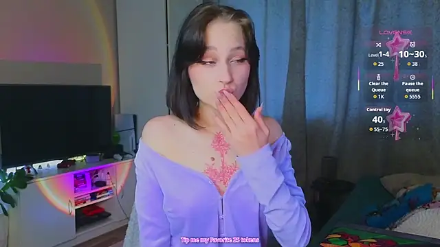 Snapshot of MaryRace chatting on September 27, 2025, 12:11 pm MaryRace online show from September 27, 2025, 12:11 pm