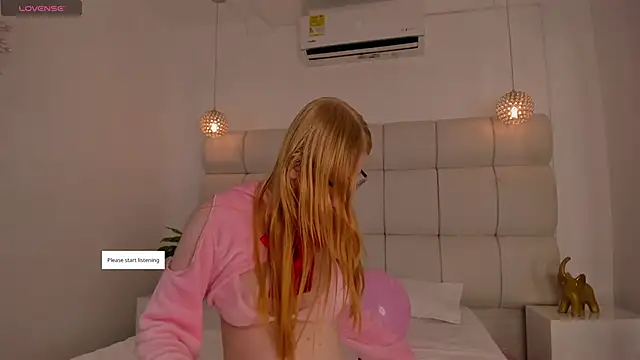 Snapshot of Alexa_Handler chatting on October 12, 2025, 3:41 am Alexa Handler online show from October 12, 2025, 3:41 am