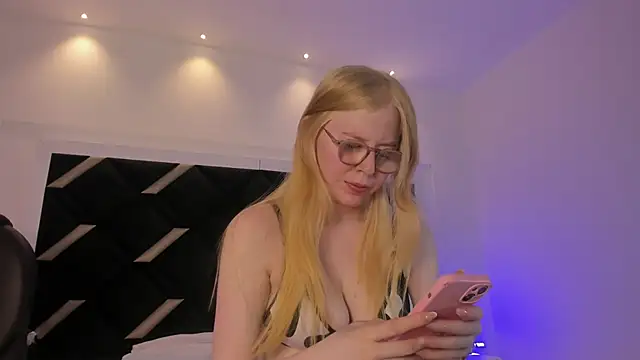 Alexa Handler online show from July 1, 2026, 8:09 pm