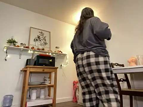 Kittyymaze1 online show from October 22, 2025, 1:43 pm