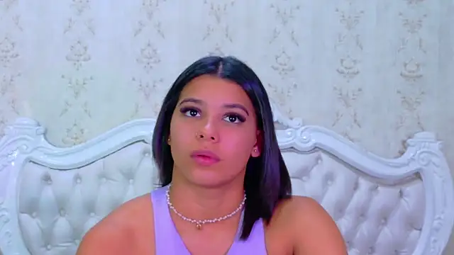 TiaraRosse online show from October 25, 2025, 1:34 pm