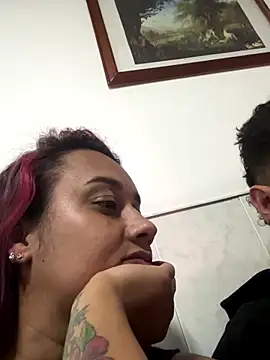 Cafeziitha02 online show from November 8, 2025, 7:39 pm