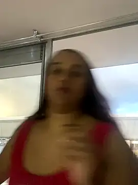 Cafeziitha02 online show from September 30, 2025, 10:49 pm