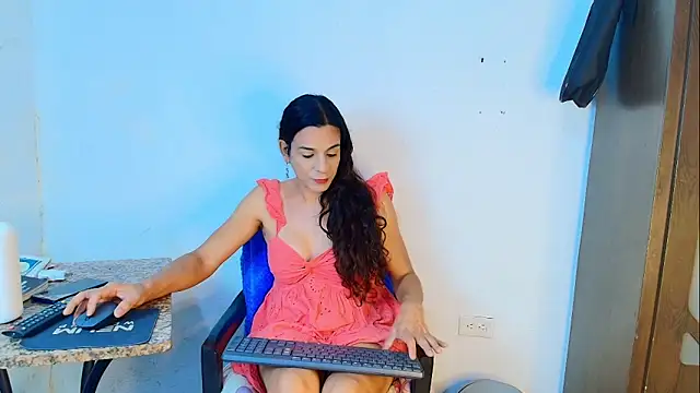 Oh Tique online show from January 10, 2026, 12:39 am