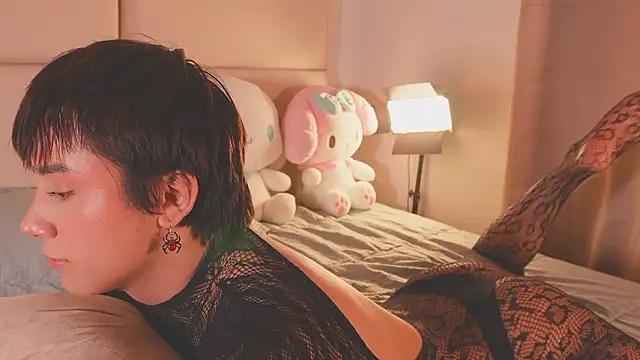 SweetHanson online show from February 23, 2026, 7:14 pm