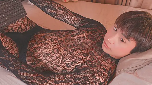 SweetHanson online show from February 15, 2026, 8:08 pm