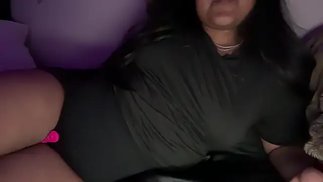 inarahh online show from October 21, 2025, 4:56 am