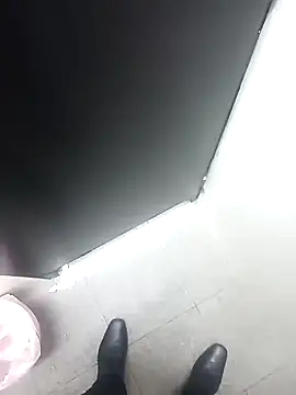 fercxxxho25 online show from September 30, 2025, 7:20 pm