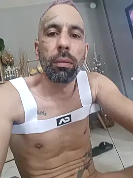 Snapshot of arrow13680 chatting on December 1, 2025, 1:12 pm arrow13680 online show from December 1, 2025, 1:12 pm