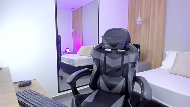 alma fenix online show from January 17, 2026, 12:31 pm