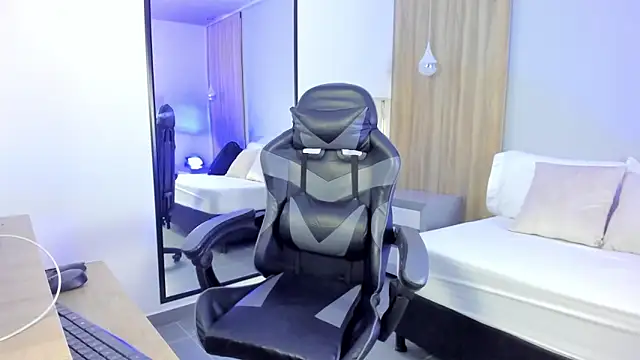 alma fenix online show from January 9, 2026, 12:23 pm