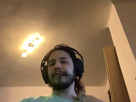 Snapshot of bananahot31 chatting on December 21, 2024, 3:20 pm bananahot31 online show from December 21, 2024, 3:20 pm