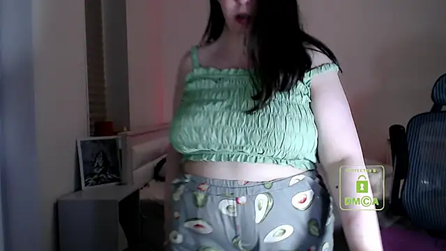 cute and hot online show from March 28, 2026, 10:11 pm