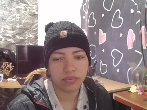 Snapshot of MISSLAUR4 chatting on September 30, 2025, 7:31 pm MISSLAUR4 online show from September 30, 2025, 7:31 pm