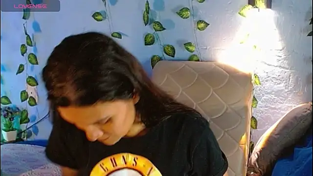 venus swet  online show from November 4, 2025, 1:09 am