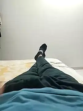 devilisinside9 online show from December 23, 2024, 5:43 pm