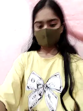 Arisha- online show from December 3, 2025, 3:44 pm