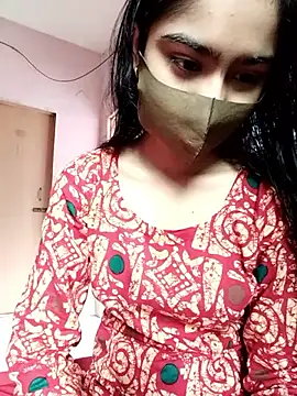 Arisha- online show from October 31, 2025, 7:49 am