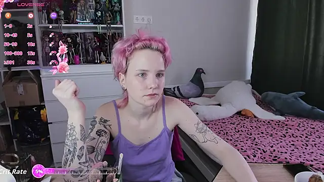 School Love online show from March 15, 2026, 7:04 am