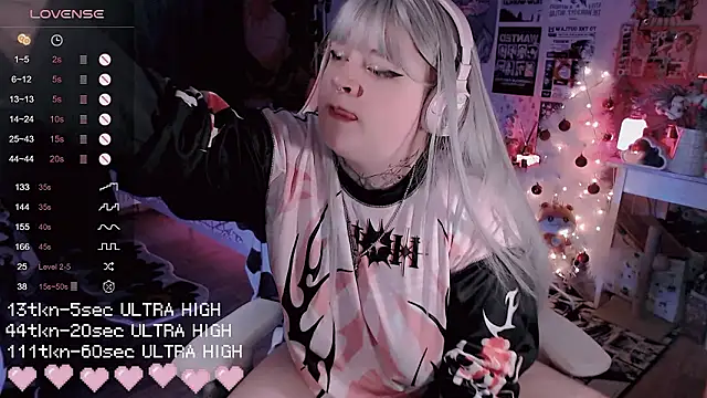 Snapshot of noori__hope chatting on January 14, 2026, 9:18 pm noori hope online show from January 14, 2026, 9:18 pm