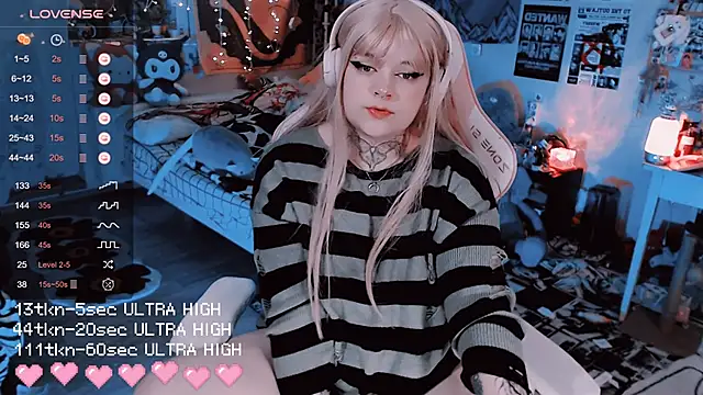 Snapshot of noori__hope chatting on November 25, 2025, 9:37 pm noori hope online show from November 25, 2025, 9:37 pm