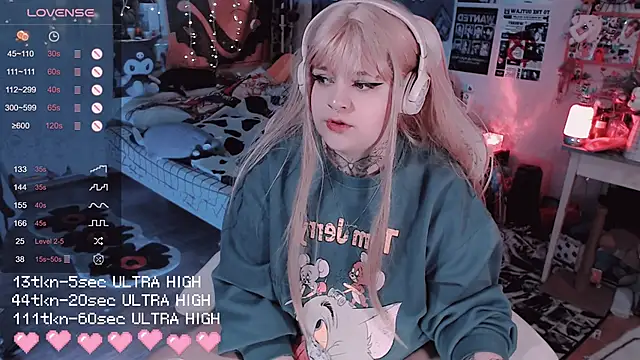 Snapshot of noori__hope chatting on November 30, 2025, 9:04 pm noori hope online show from November 30, 2025, 9:04 pm