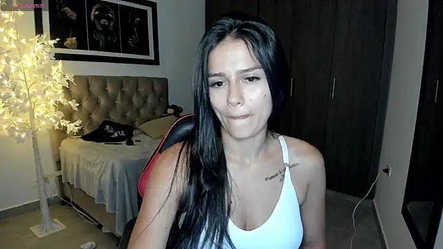 Snapshot of cloe_fox chatting on January 19, 2025, 5:58 am cloe fox online show from January 19, 2025, 5:58 am