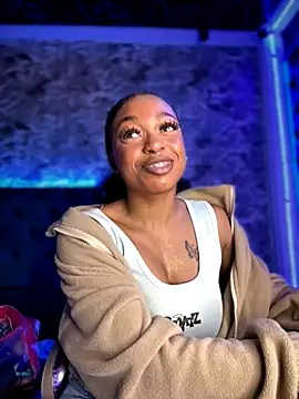 Melany Williams online show from November 19, 2025, 1:11 pm