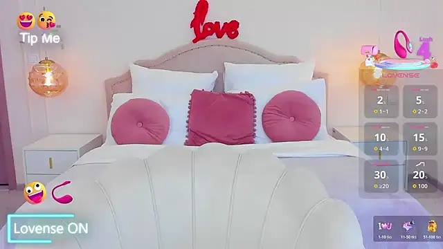 Snapshot of MissLoou chatting on February 27, 2026, 6:02 am MissLoou online show from February 27, 2026, 6:02 am