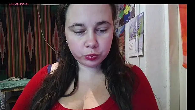 Cora Maro online show from October 11, 2025, 2:07 pm