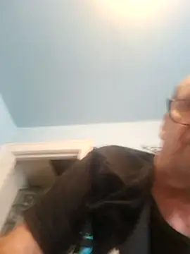 Snapshot of fastesttongue1680 chatting on November 24, 2025, 3:56 pm fastesttongue1680 online show from November 24, 2025, 3:56 pm