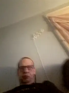 Snapshot of fastesttongue1680 chatting on December 2, 2024, 8:26 am fastesttongue1680 online show from December 2, 2024, 8:26 am