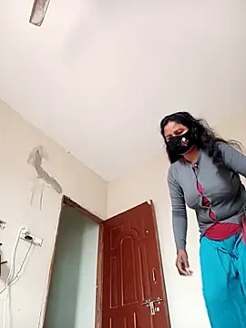 Snapshot of Neha-Roy chatting on January 17, 2026, 6:50 am Neha-Roy online show from January 17, 2026, 6:50 am