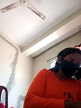 Snapshot of Neha-Roy chatting on February 5, 2026, 5:36 am Neha-Roy online show from February 5, 2026, 5:36 am