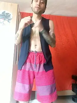 Mich Stev9524 online show from February 18, 2026, 4:47 pm