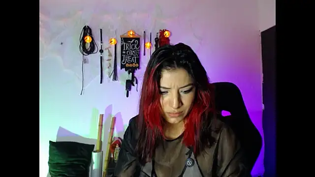 TAFITASLAVE online show from October 19, 2025, 8:22 pm