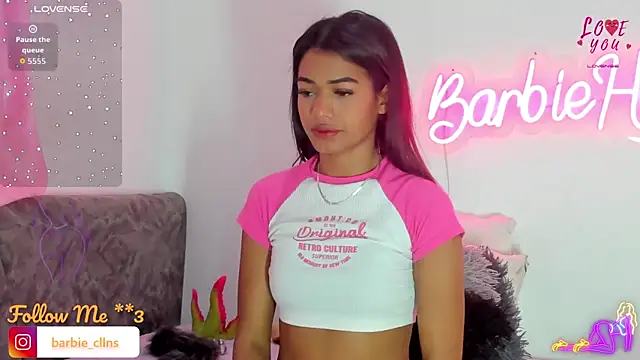 BarbieHotLaura online show from October 8, 2025, 1:34 pm