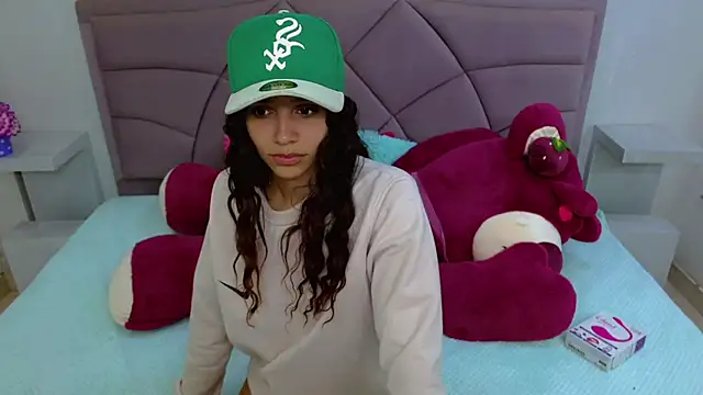 Snapshot of charlotte_0309 chatting on February 6, 2026, 5:31 pm charlotte 0309 online show from February 6, 2026, 5:31 pm