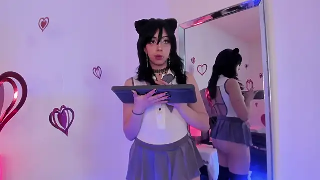 Nyx nayla online show from February 20, 2025, 4:39 am