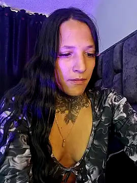 Nicole420squirt online show from January 3, 2025, 4:48 pm