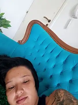 LorenRosse online show from September 9, 2025, 9:19 am