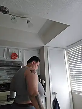 DevilDahm online show from December 15, 2025, 9:42 pm