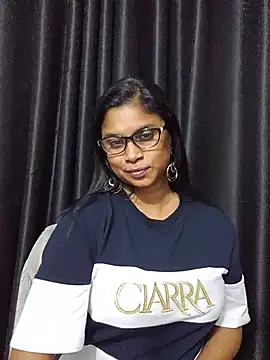 Snapshot of Sensual_indian7 chatting on July 5, 2026, 1:29 pm Sensual indian7 online show from July 5, 2026, 1:29 pm