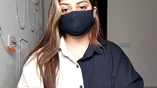 Hoty-Shivangi online show from April 3, 2026, 4:46 pm