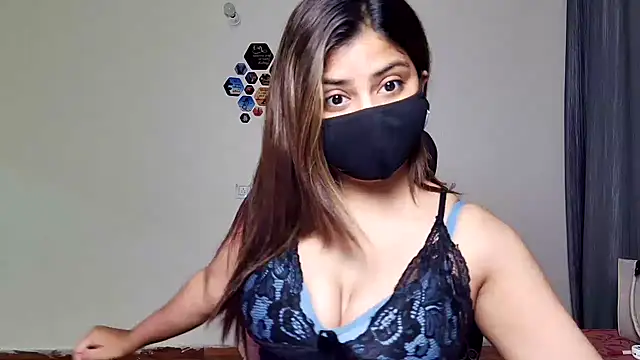 Snapshot of Hoty-Shivangi chatting on February 19, 2026, 5:10 pm Hoty-Shivangi online show from February 19, 2026, 5:10 pm