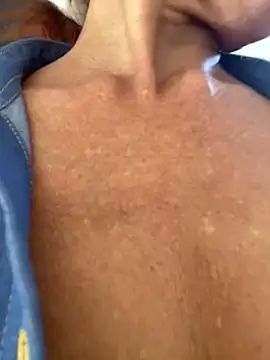 Pandora1018 online show from January 15, 2025, 6:29 pm