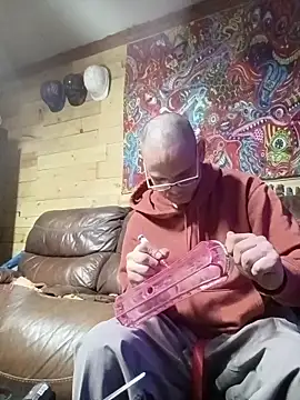 Snapshot of Buffshagswell chatting on December 23, 2025, 4:23 am Buffshagswell online show from December 23, 2025, 4:23 am