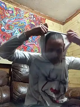 Snapshot of Buffshagswell chatting on November 2, 2025, 1:32 am Buffshagswell online show from November 2, 2025, 1:32 am