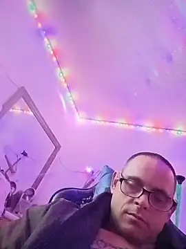 Snapshot of Buffshagswell chatting on January 11, 2026, 12:45 pm Buffshagswell online show from January 11, 2026, 12:45 pm